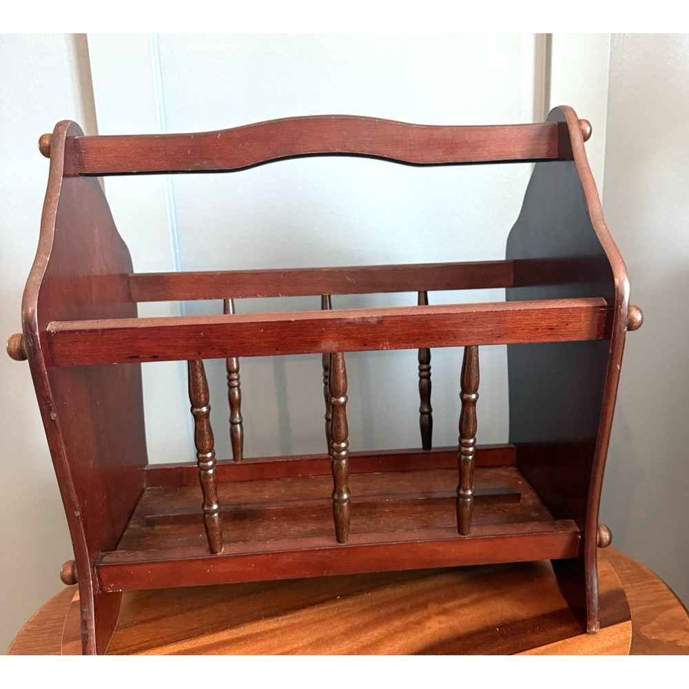 Vintage Wooden Magazine Rack Book Holder Spindle Sides Colonial Style - Picture 1 of 7